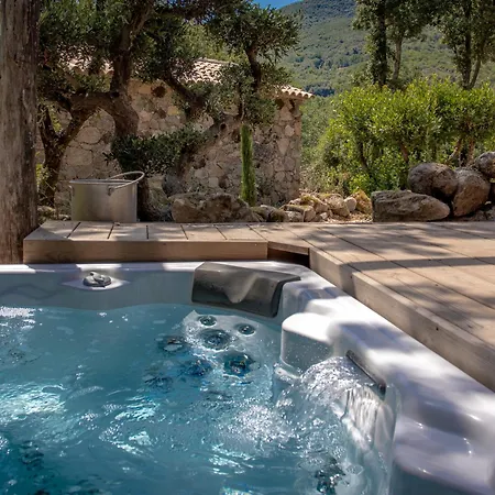 بيت للعطل La Pause - 3 Avec Jacuzzi Privatif A Chisa